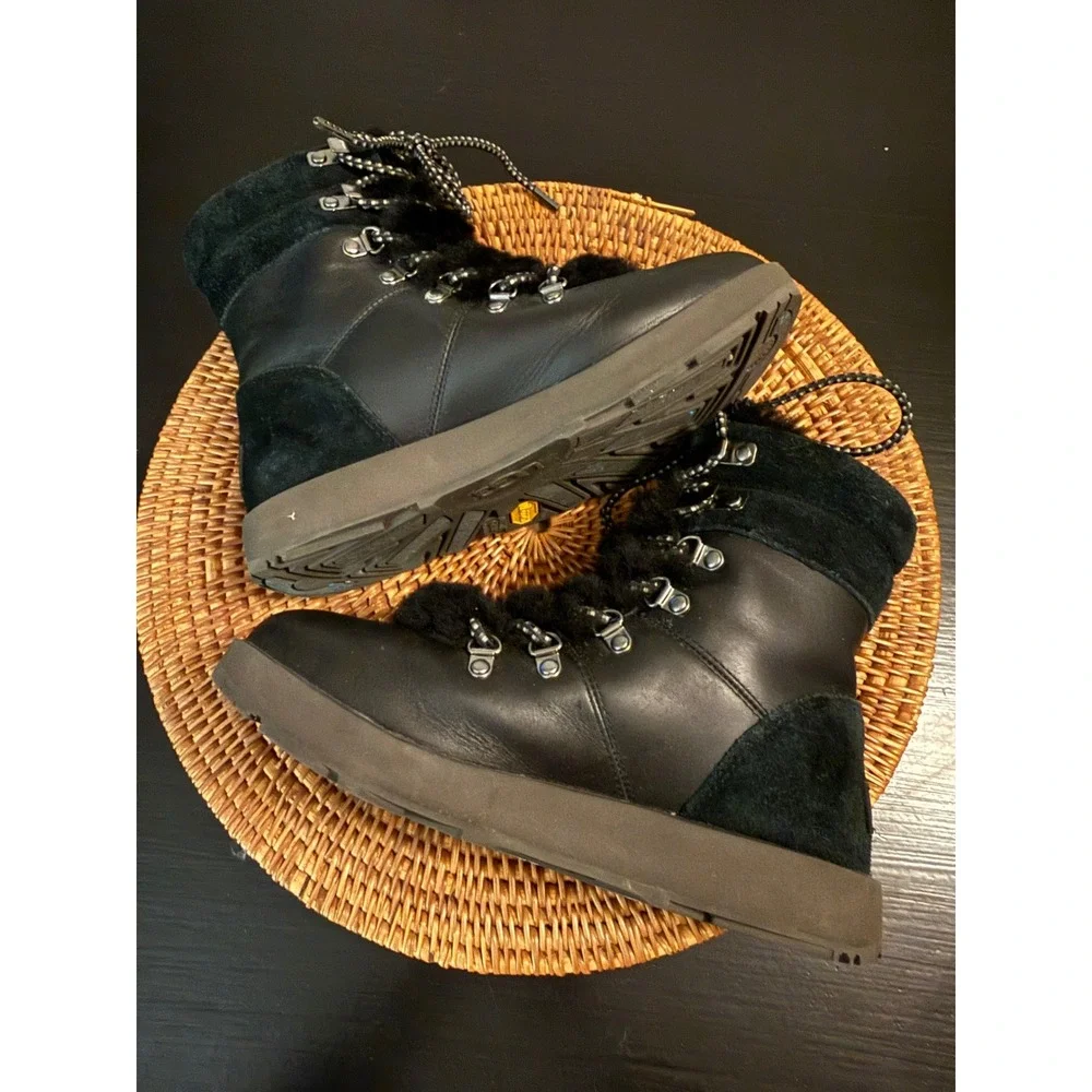 UGG Viki Boot Black‎ Waterproof Leather  Vibram Arctic Grip Women
